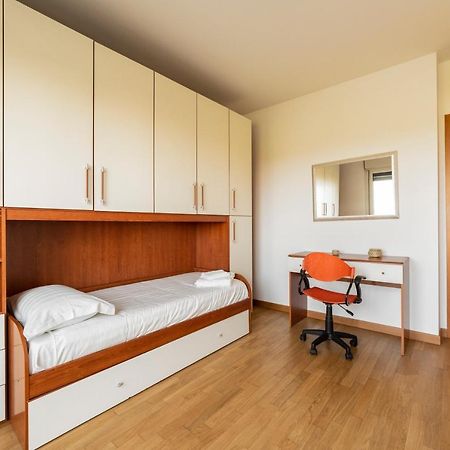 Milano Rogoredo Apt With Terrace! Apartment Luaran gambar