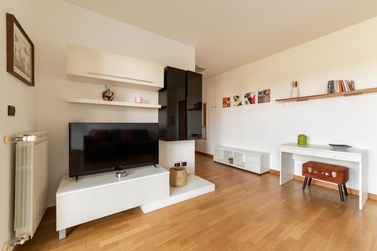 Milano Rogoredo Apt With Terrace! Apartment Luaran gambar