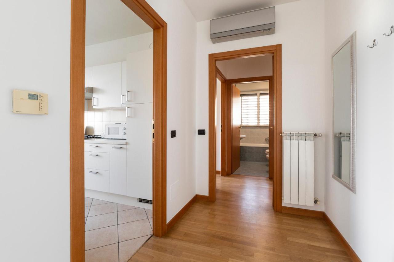 Milano Rogoredo Apt With Terrace! Apartment Luaran gambar